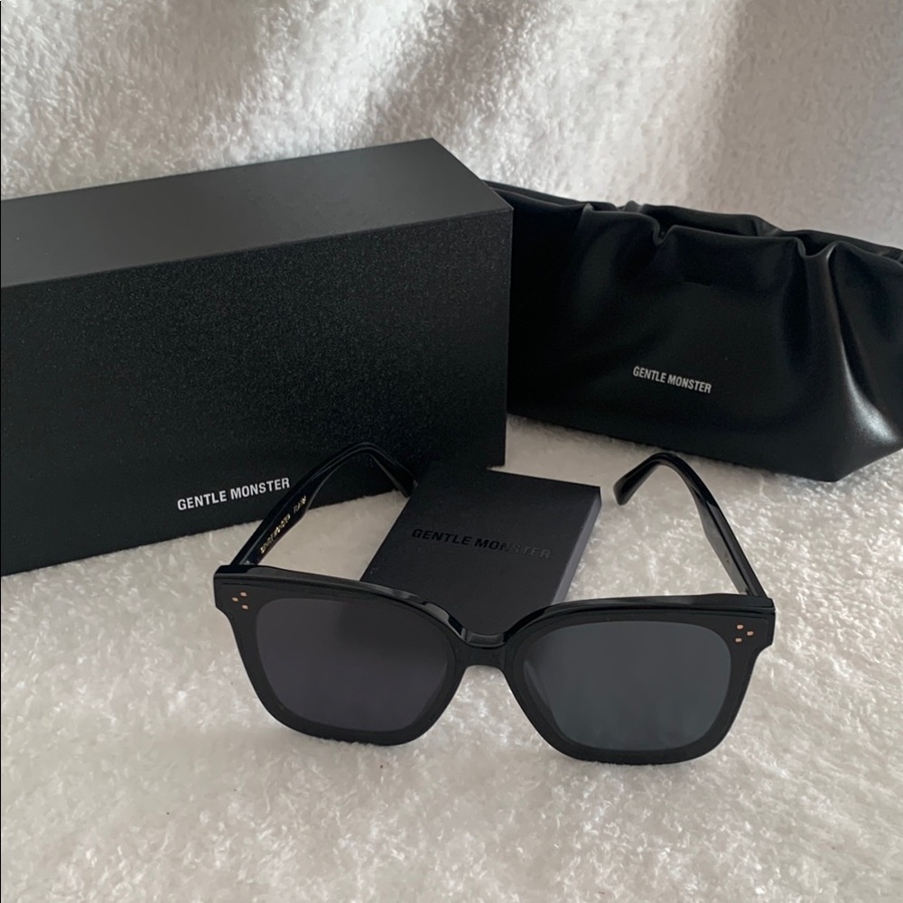 Gentle Monster Black Sunglasses